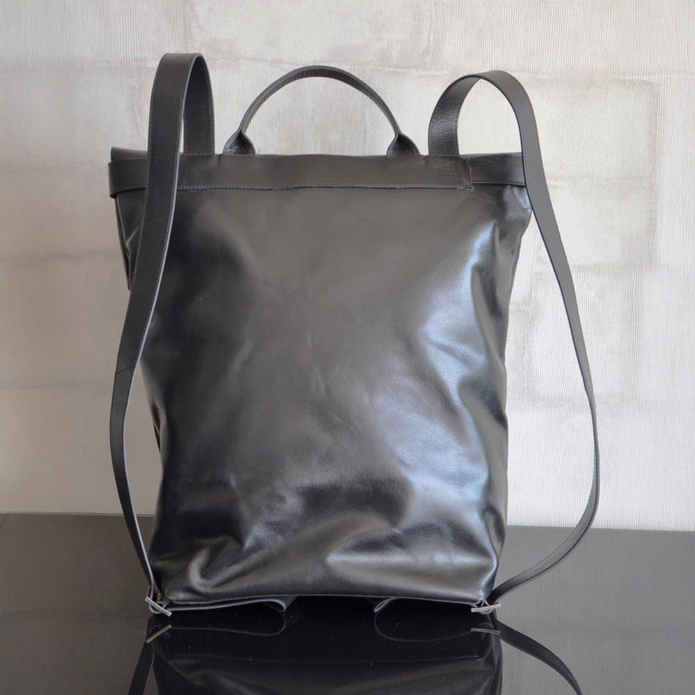 Structured leather workpack sample detail 3